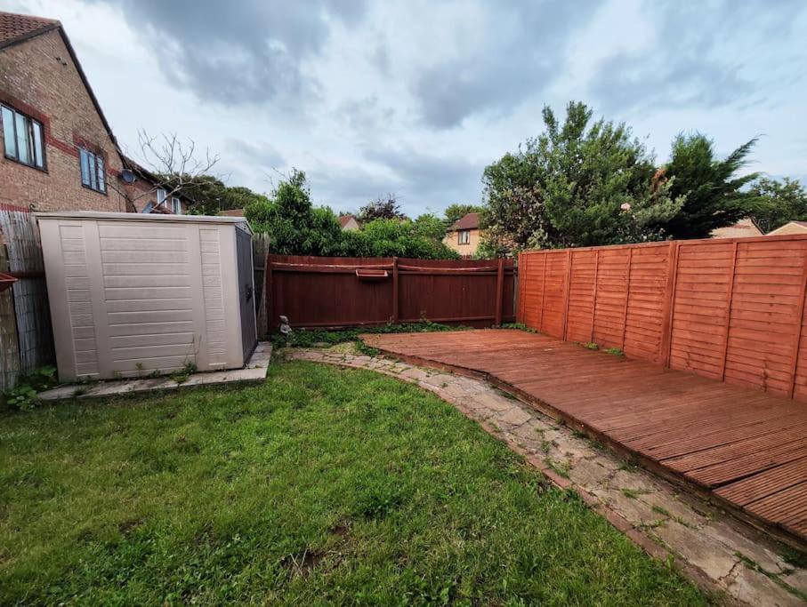 Villa Harmony In Bicester Extérieur photo